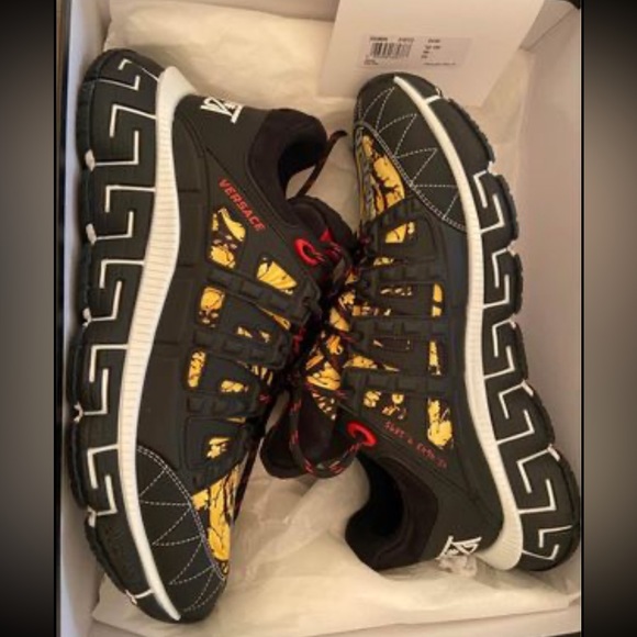 Versace sneakers - Picture 2 of 3